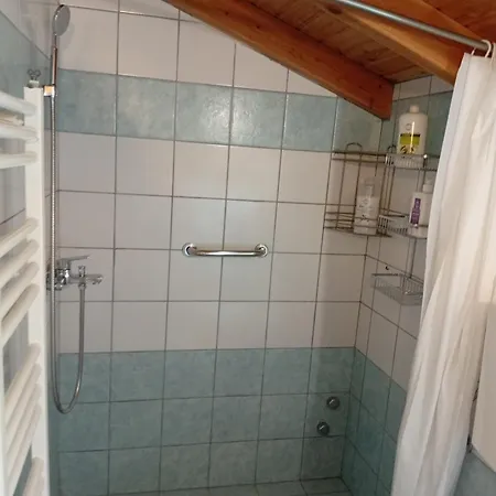 Cosy Loft Apartment, * Argyrades